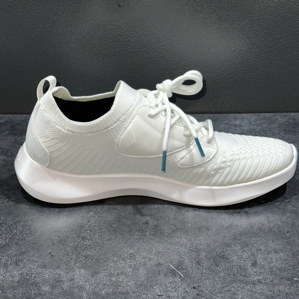 Vessi Everyday Classic Womens Size 9 Waterproof Shoes Sneaker Polar White EUC - Picture 7 of 11